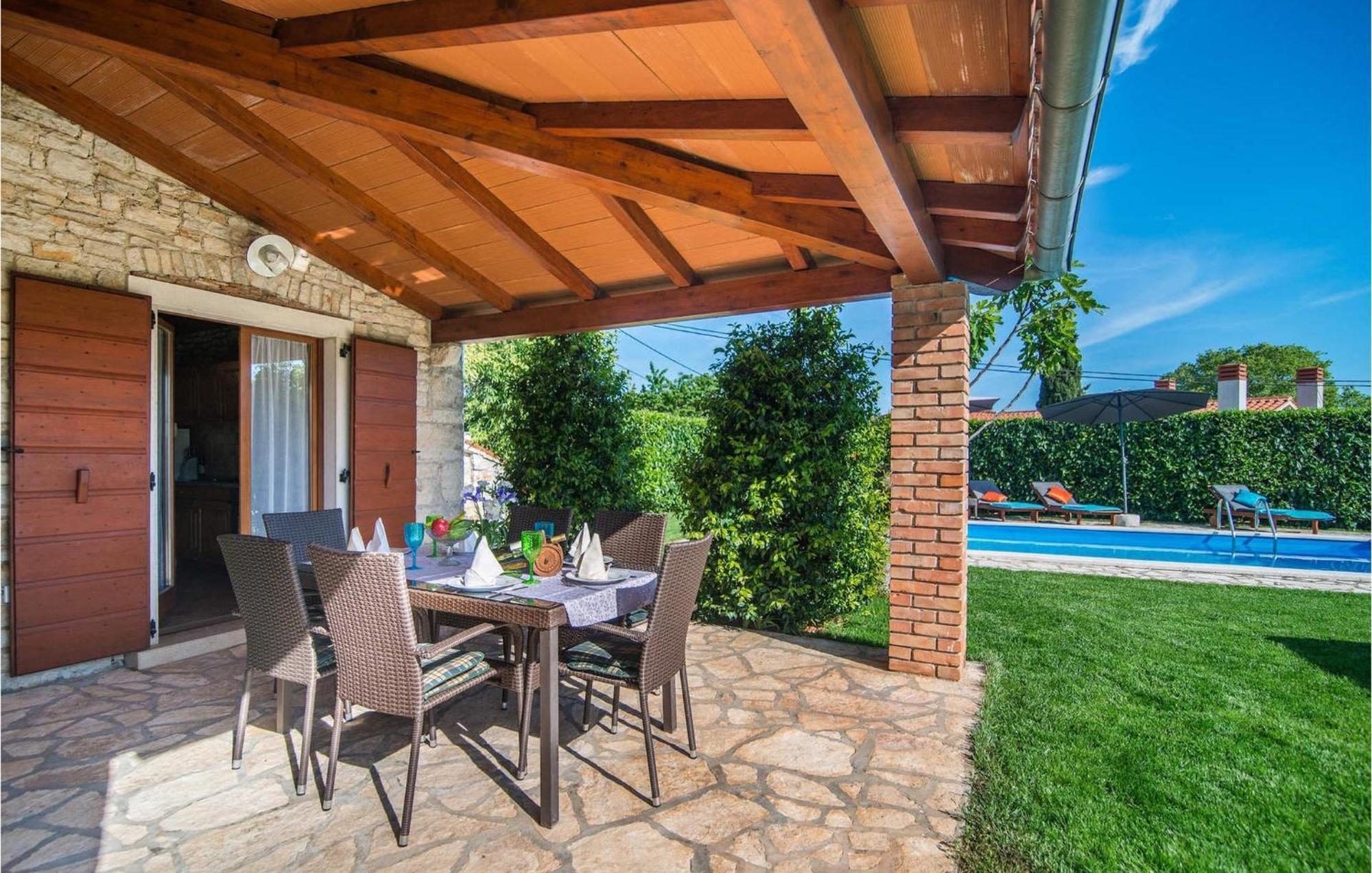 Holiday home Petric *